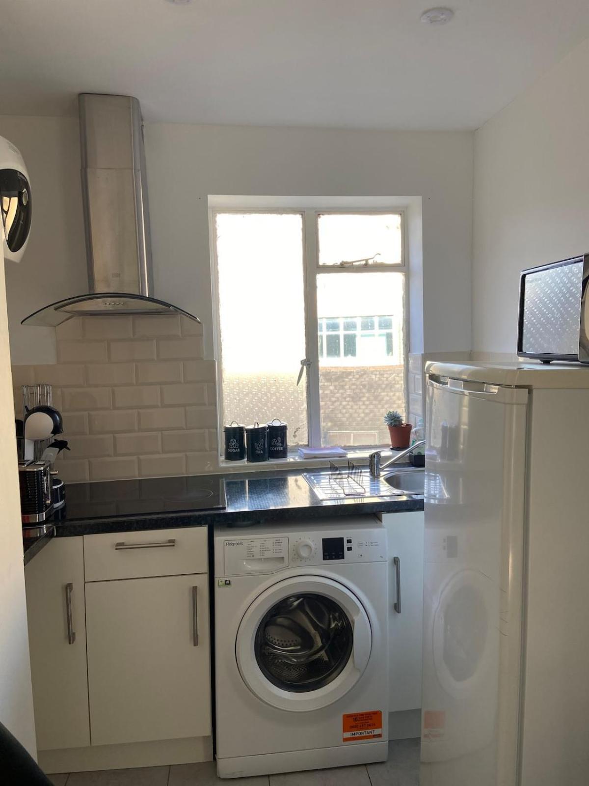 2-bed Flat On The Lively Old Compton St - Soho! Appartamento Londra