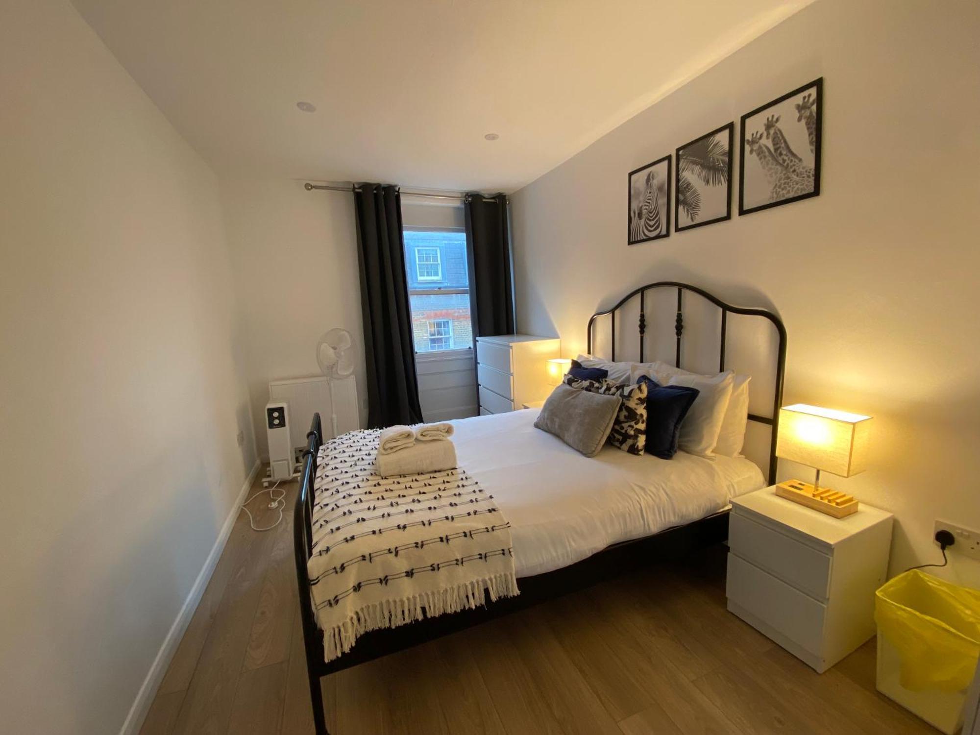 2-bed Flat On The Lively Old Compton St - Soho! Appartamento
